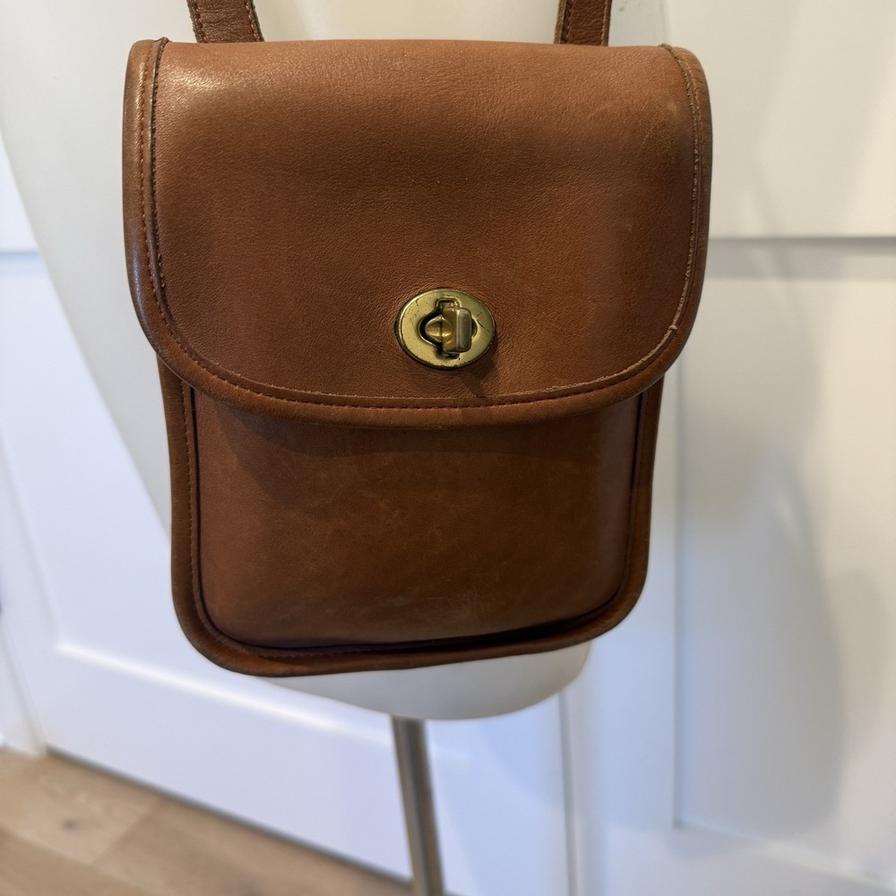 COACH Small Sidepack British Tan Shoulder‎ Crossbody Bag #9978 Vintage 90's